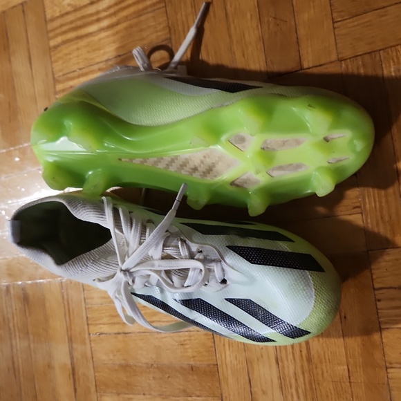 Soccer Boots - Picture 3 of 4